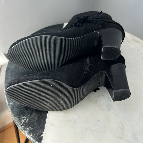 Ditto by VANEli Suede Ankle Boots With Tassle - Picture 7 of 9